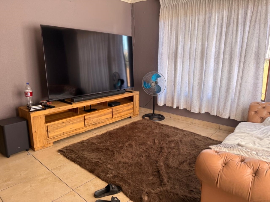 3 Bedroom Property for Sale in Tlhabane West North West